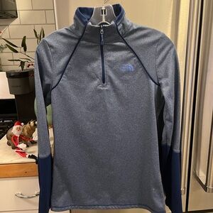 The North Face Navy and‎ Gray Pullover Ladies Size Small Base Layer